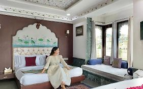 Hide-In Udaipur - A Lake View Boutique Hotel